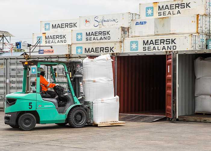 استافینگ کانتینر